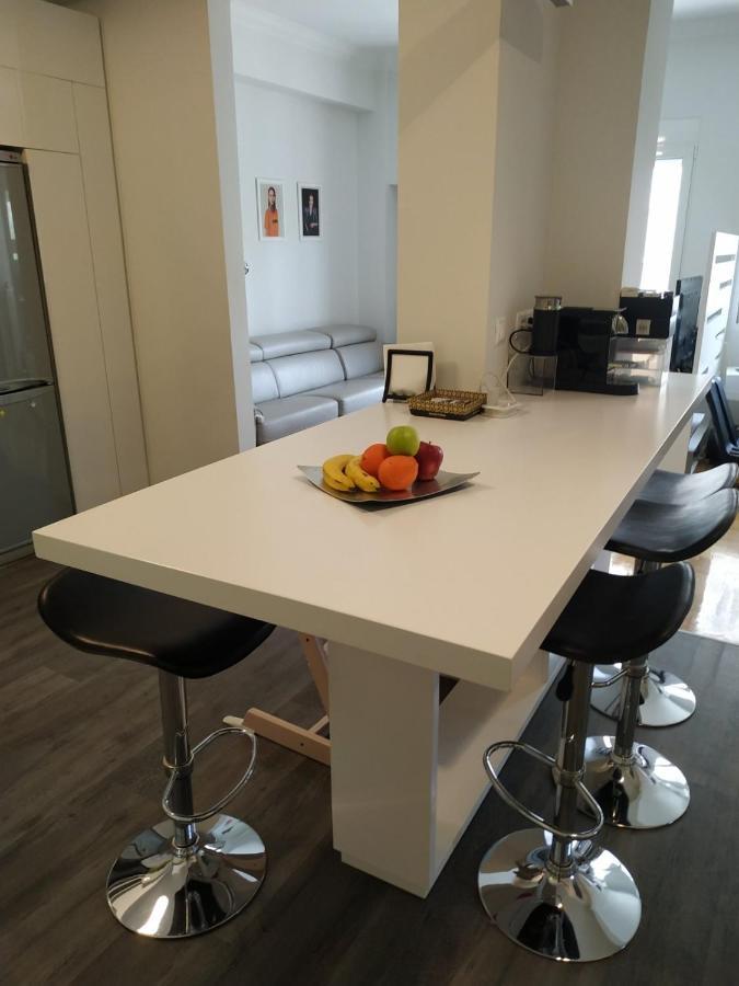 Fully Renovated, Family-Friendly Apartment, Next To A Huge Green Park, In Athens Center Экстерьер фото