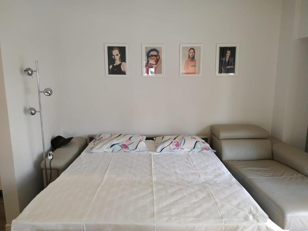 Fully Renovated, Family-Friendly Apartment, Next To A Huge Green Park, In Athens Center Экстерьер фото